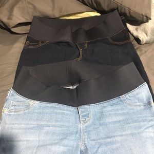 Maternity skinny jeans